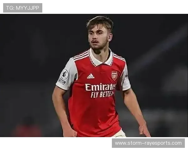 足球球星猝死震惊世界 体育界健康问题引发深思